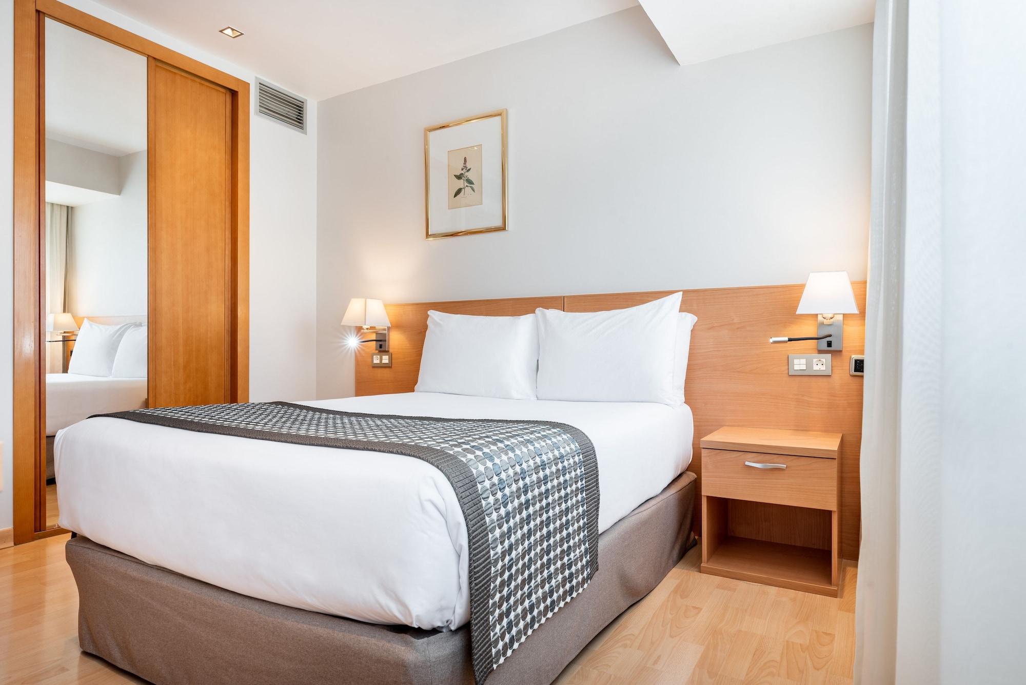Hotel Exe Puerta San Pedro Lugo Exteriér fotografie