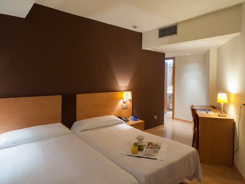 Hotel Exe Puerta San Pedro Lugo Exteriér fotografie