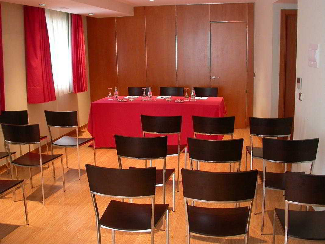 Hotel Exe Puerta San Pedro Lugo Exteriér fotografie