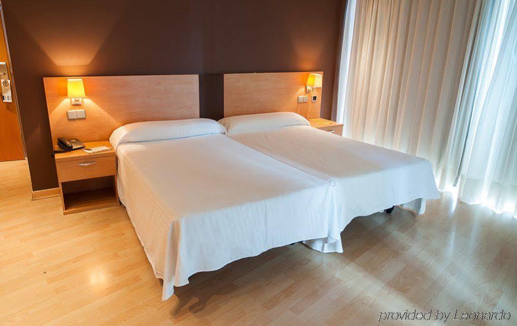 Hotel Exe Puerta San Pedro Lugo Exteriér fotografie